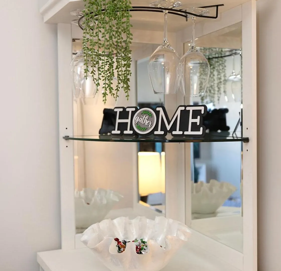 King And Queen Beds With A Gourmet Kitchen Charlotte